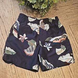 Vans swim trucks Hawaiian size 7